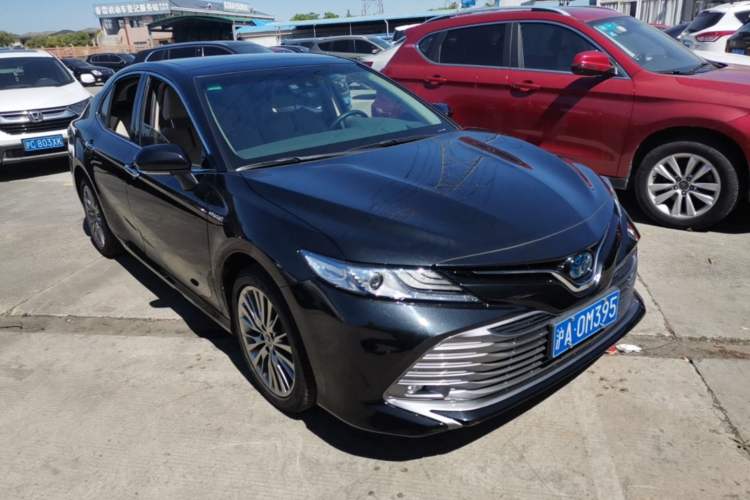 Used Toyota Camry 2019 Dual-Engine 2.5 HG Luxury Edition China VI Standard Front Right 45 Deg
