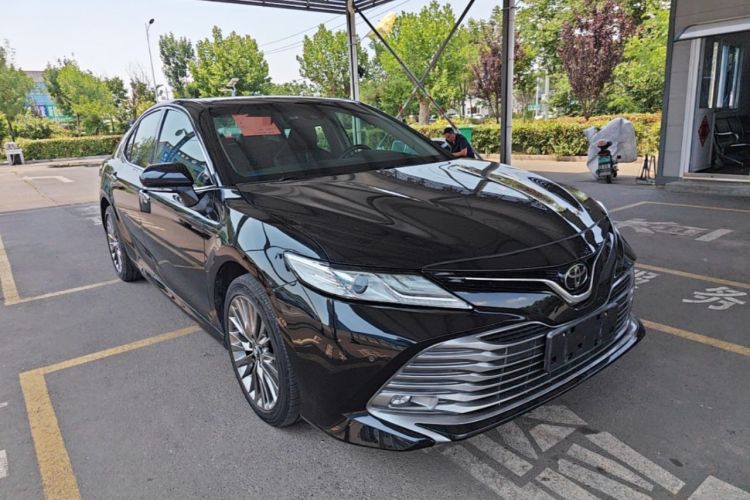 Used Toyota Camry 2019 2.0G Luxury Edition China VI Standard Front Right 45 Deg