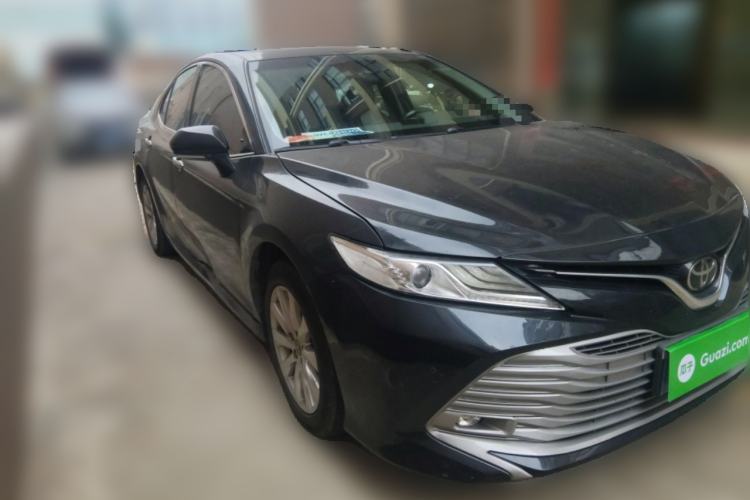 Used Toyota Camry 2019 2.0G Luxury Edition China V Standard Front Right 45 Deg