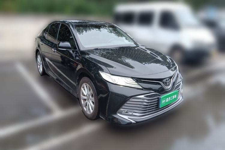 Used Toyota Camry 2019 2.0G Luxury Edition China VI Standard Front Right 45 Deg