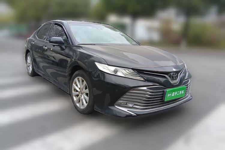 Used Toyota Camry 2019 2.0G Luxury Edition China VI Standard Front Right 45 Deg