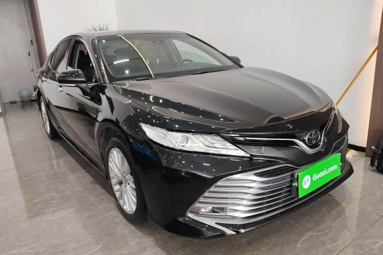 Used Toyota Camry 2019 2.5G Luxury Edition China VI Standard Front Right 45 Deg