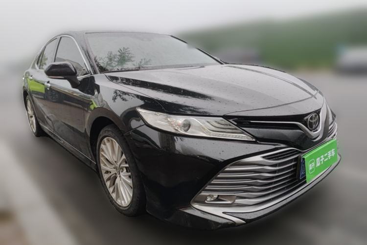 Used Toyota Camry 2019 2.5G Luxury Edition China VI Standard Front Right 45 Deg