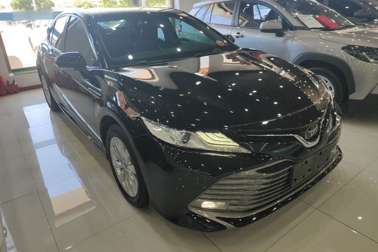 Used Toyota Camry 2019 2.0G Luxury Edition China V Standard Front Right 45 Deg