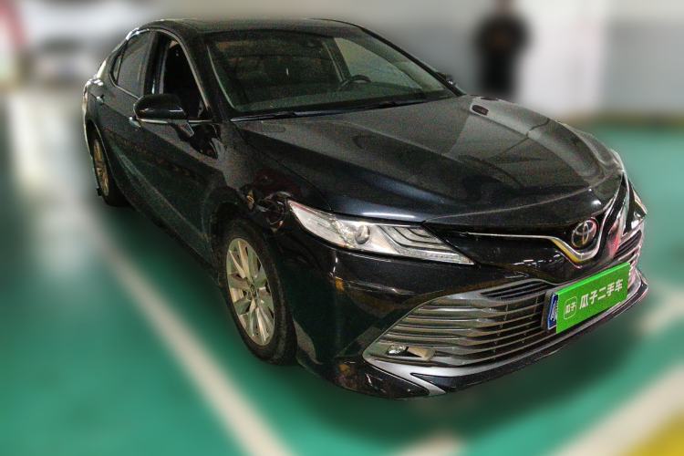 Used Toyota Camry 2019 2.0G Luxury Edition China VI Standard Front Right 45 Deg