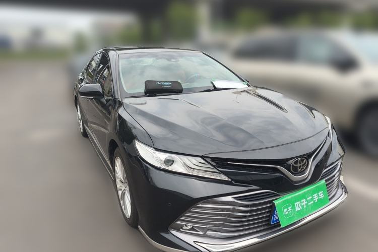 Used Toyota Camry 2019 Revised Version 2.5G Luxury Edition Front Right 45 Deg