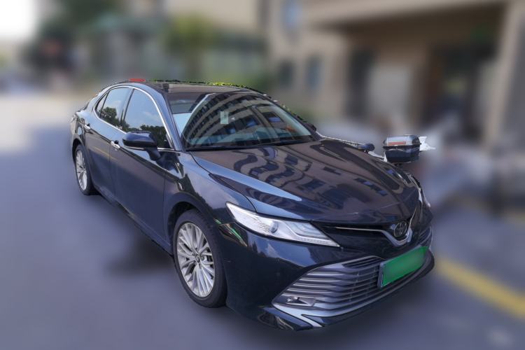 Used Toyota Camry 2019 Revised Version 2.5G Luxury Edition Front Right 45 Deg