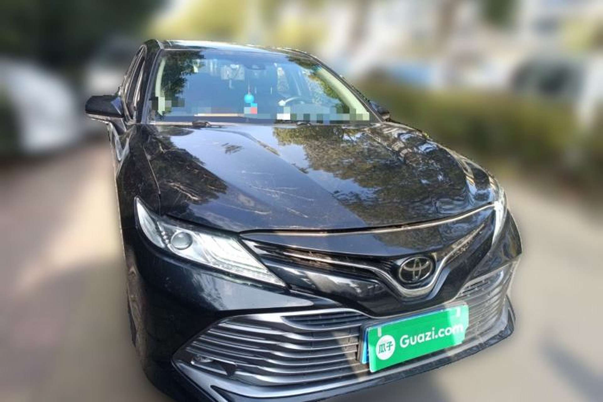 Used Toyota Camry 2019 Revised Version 2.0G Luxury Edition Front Right 45 Deg