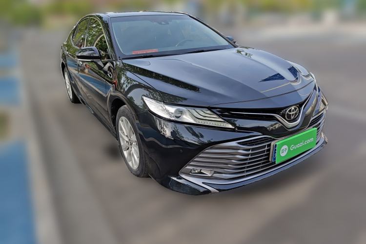 Used Toyota Camry 2019 2.0G Luxury Edition China VI Standard Front Right 45 Deg