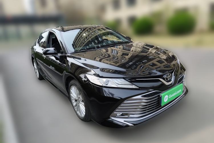Used Toyota Camry 2019 2.5G Luxury Edition China VI Standard Front Right 45 Deg