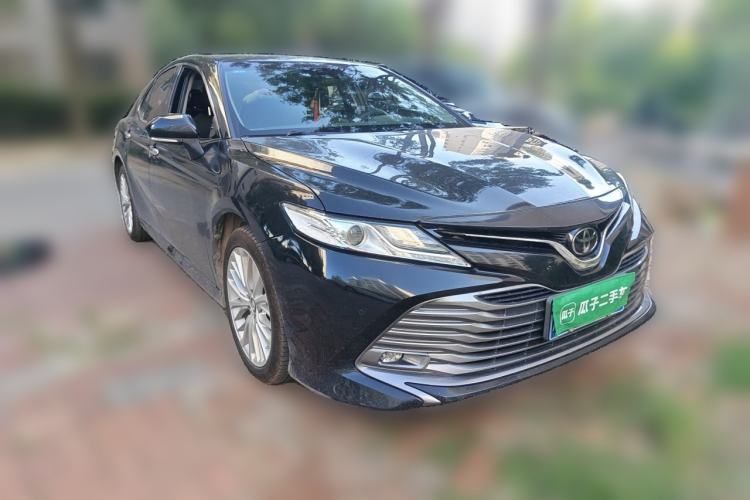 Used Toyota Camry 2019 Revised Version 2.5G Luxury Edition Front Right 45 Deg