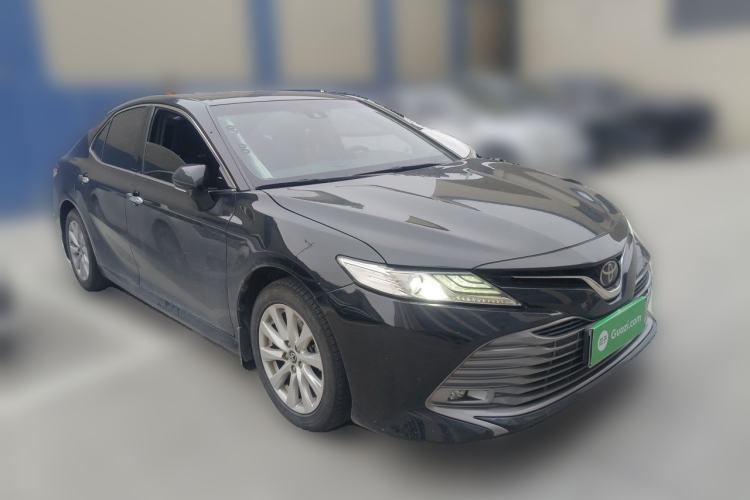 Used Toyota Camry 2019 2.0G Luxury Edition China VI Standard Front Right 45 Deg