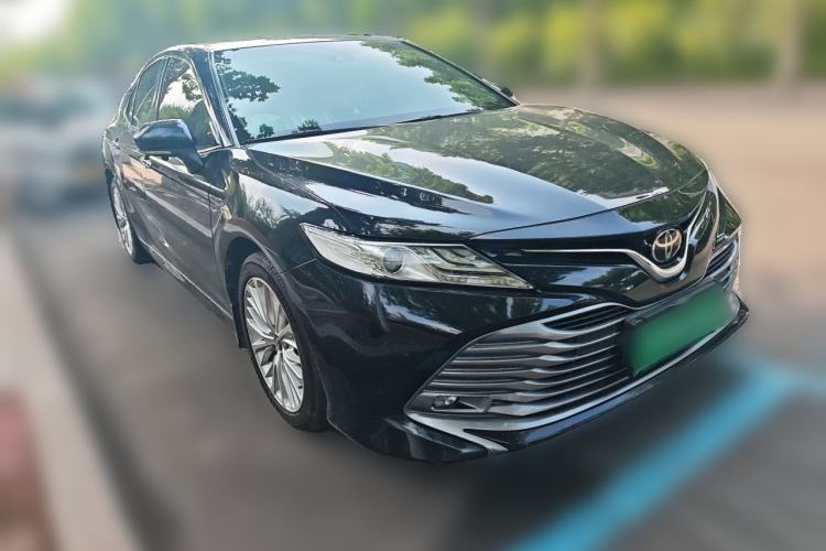Used Toyota Camry 2019 2.5G Luxury Edition China VI Standard Front Right 45 Deg