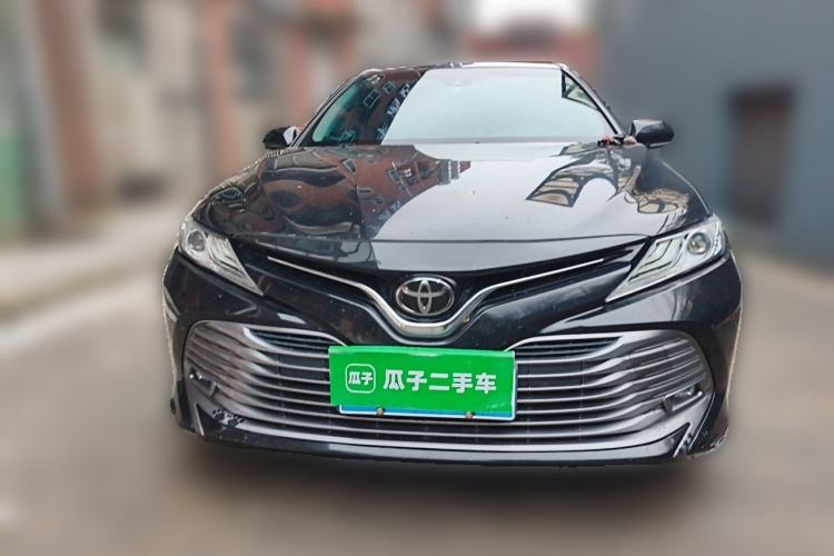 Used Toyota Camry 2019 Revised Version 2.0G Luxury Edition Front