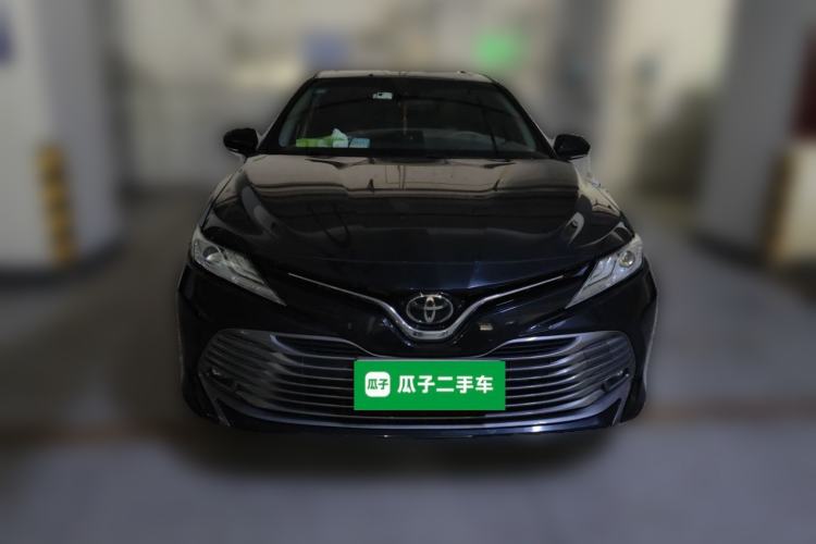 Used Toyota Camry 2019 Revised Version 2.0G Luxury Edition Front
