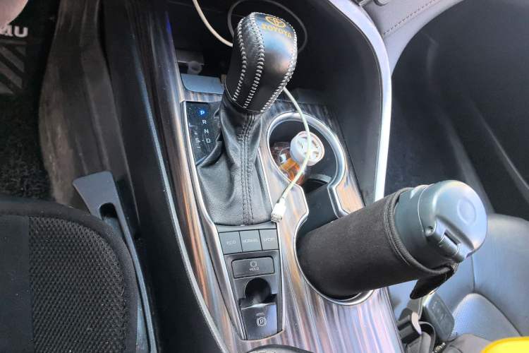 Used Toyota Camry 2019 2.5G Luxury Edition China VI Standard Gear Lever