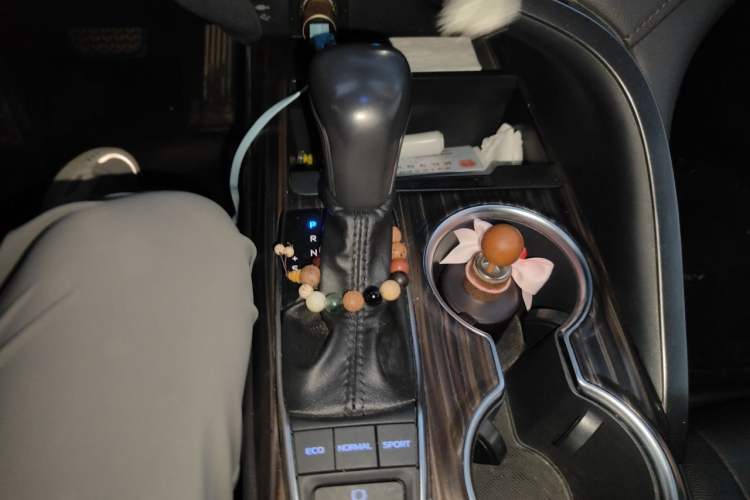 Used Toyota Camry 2019 2.5G Luxury Edition China VI Standard Gear Lever