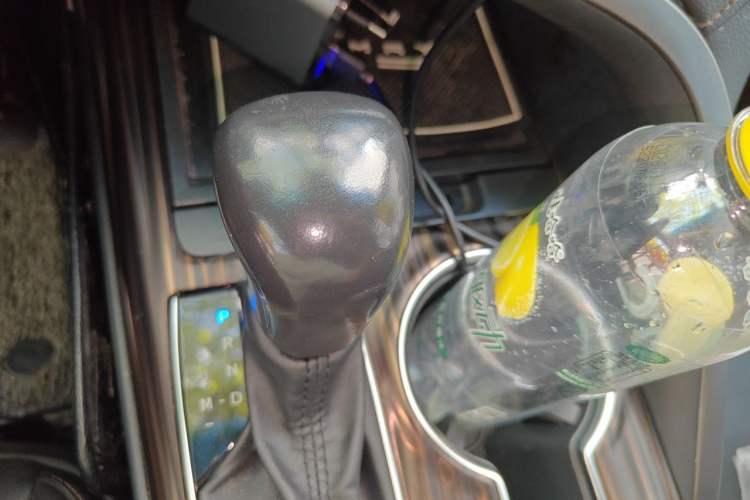 Used Toyota Camry 2019 2.0G Luxury Edition China V Standard Gear Lever