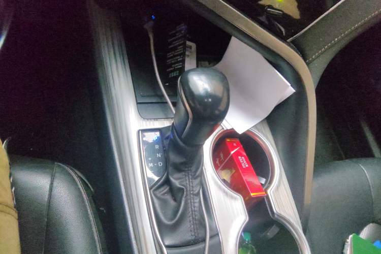 Used Toyota Camry 2019 2.0G Luxury Edition China V Standard Gear Lever