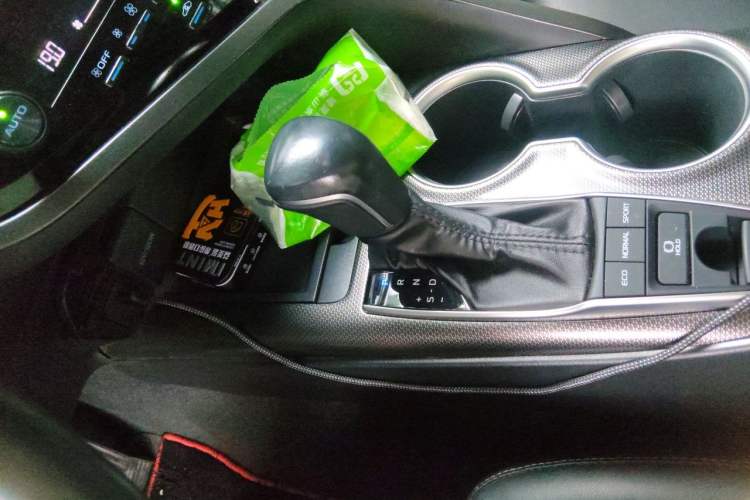 Used Toyota Camry 2019 2.5S FENGSHANG Version China VI Standard Gear Lever