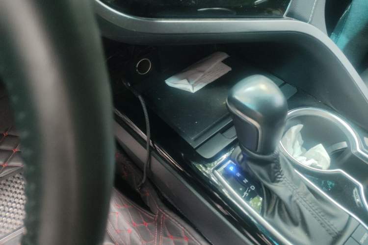 Used Toyota Camry 2019 2.5S FENGSHANG Version China VI Standard Gear Lever
