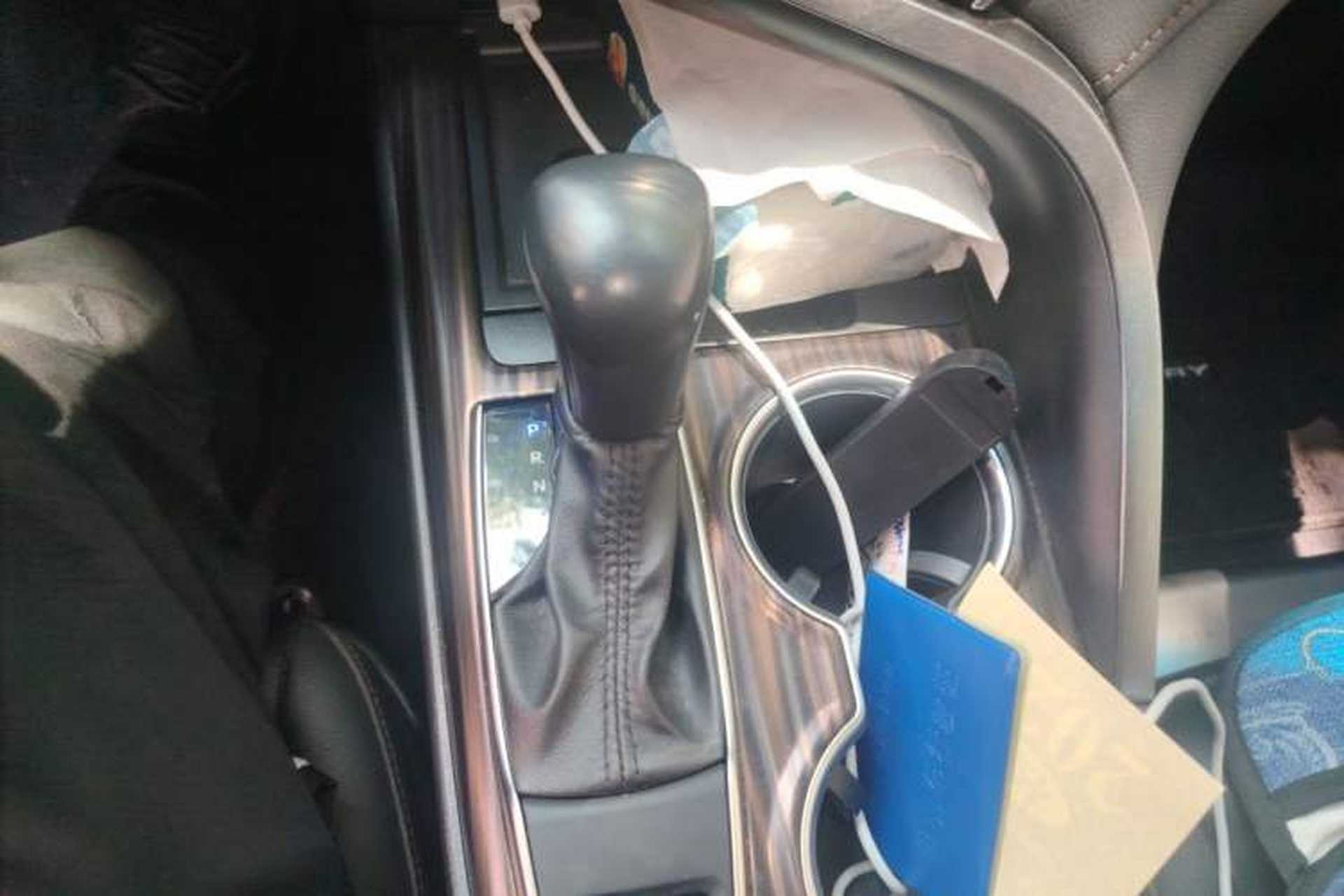 Used Toyota Camry 2019 2.0G Luxury Edition China VI Standard Gear Lever