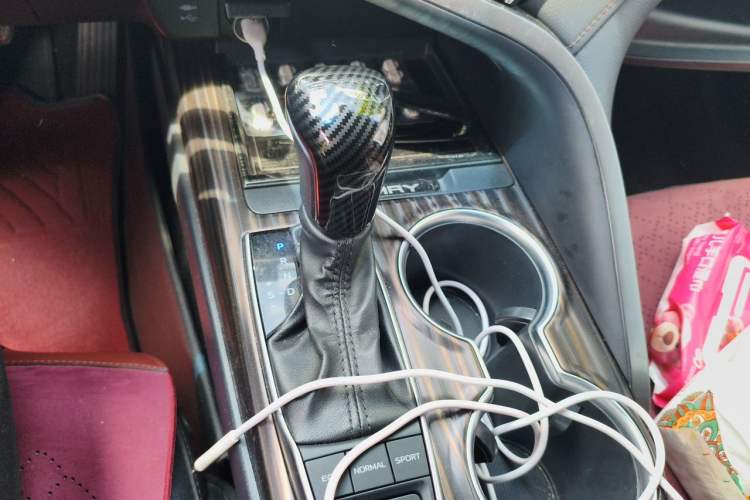 Used Toyota Camry 2019 Revised Version 2.5G Luxury Edition Gear Lever