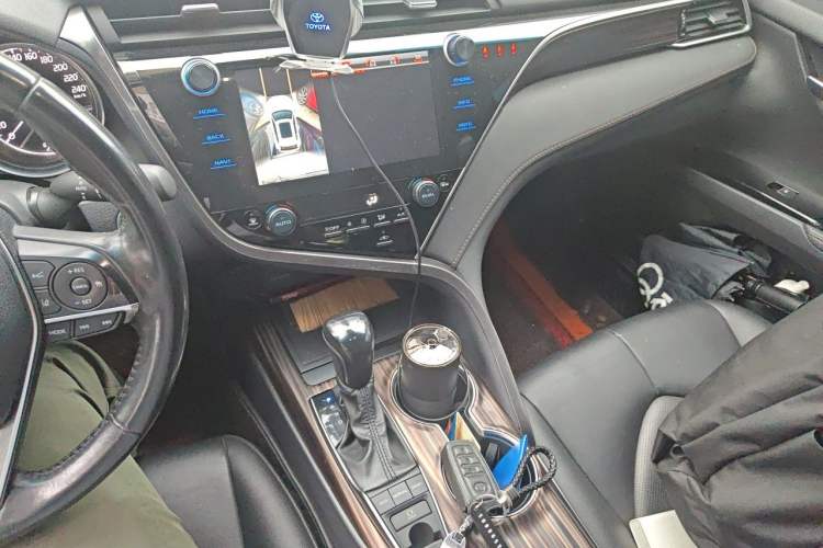 Used Toyota Camry 2019 2.5G Luxury Edition China VI Standard Gear Lever
