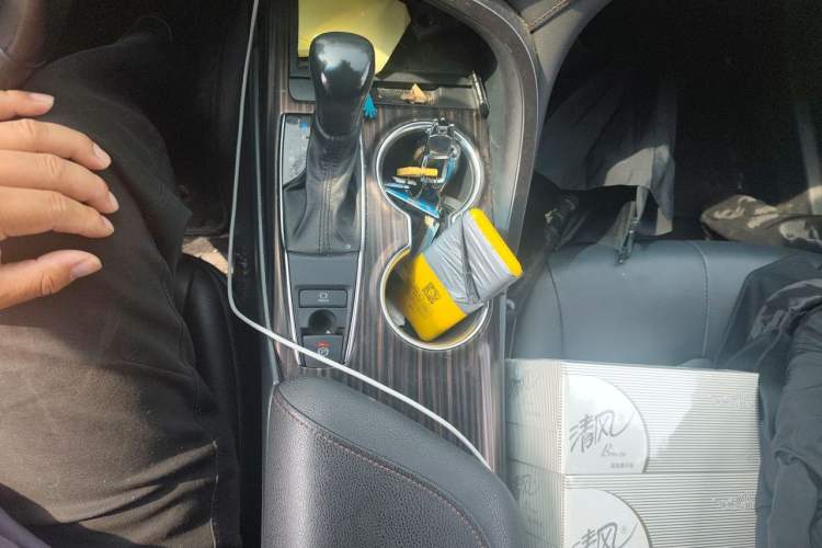 Used Toyota Camry 2019 2.0G Luxury Edition China VI Standard Gear Lever