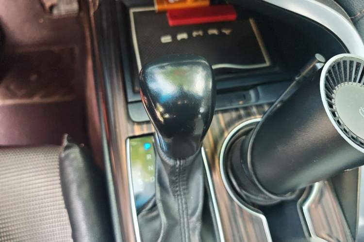 Used Toyota Camry 2019 2.5G Luxury Edition China VI Standard Gear Lever