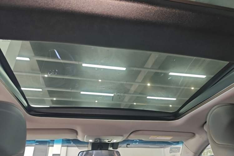 Used Toyota Camry 2019 2.5G Luxury Edition China VI Standard Headliner