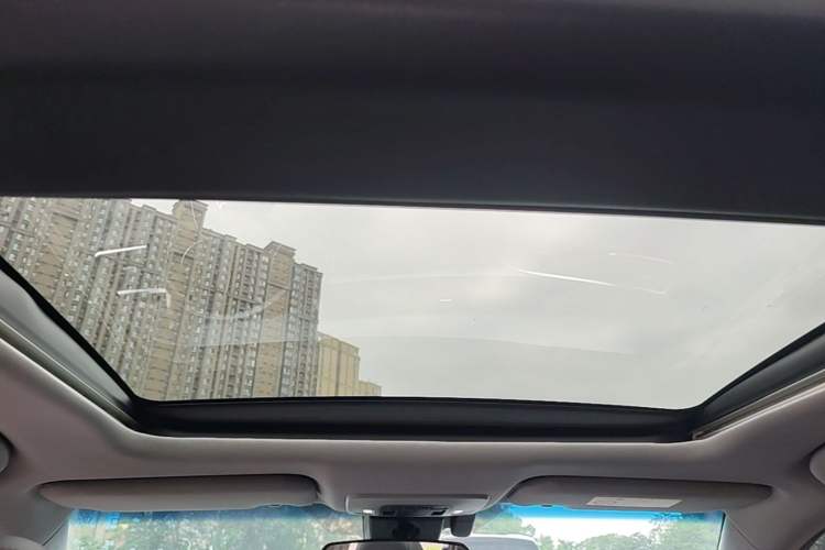 Used Toyota Camry 2019 2.5G Luxury Edition China VI Standard Headliner