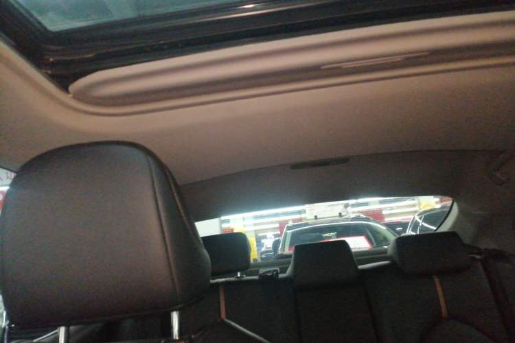 Used Toyota Camry 2019 Revised Version 2.0G Luxury Edition Headliner