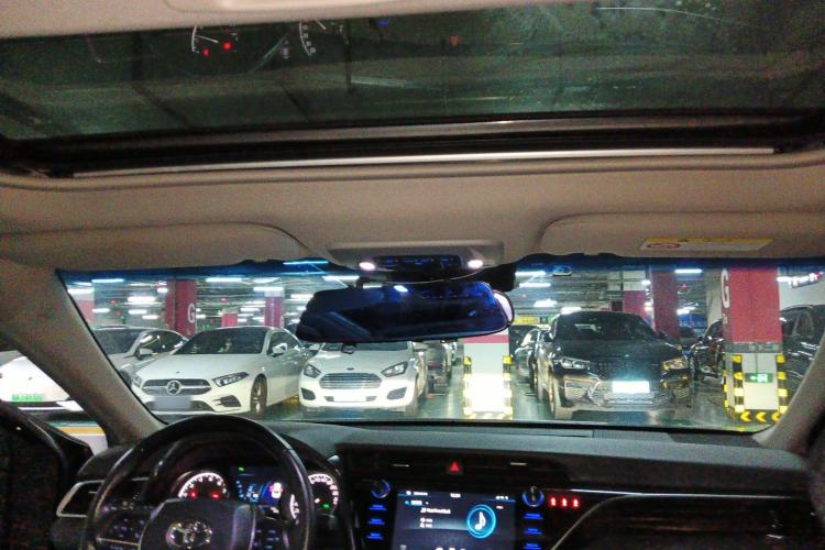 Used Toyota Camry 2019 2.0G Luxury Edition China VI Standard Headliner
