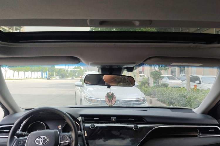 Used Toyota Camry 2019 Revised Version 2.0G Luxury Edition Headliner