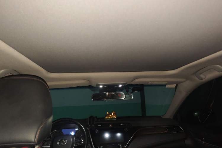 Used Toyota Camry 2019 2.5G Luxury Edition China VI Standard Headliner