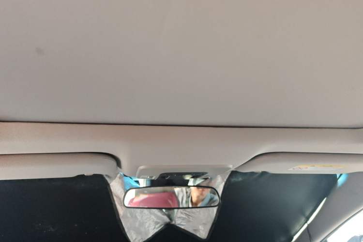 Used Toyota Camry 2019 Dual-Engine 2.5 HG Luxury Edition China VI Standard Headliner