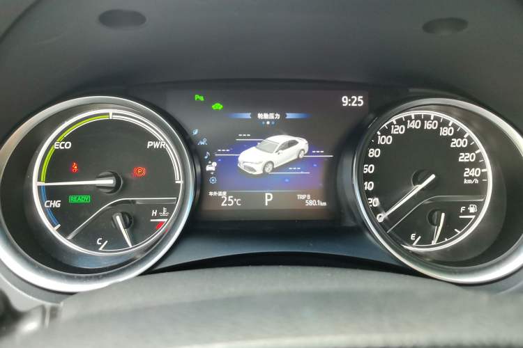 Used Toyota Camry 2019 Revised Version Dual-Engine 2.5 HG Luxury Edition Instrument Cluster