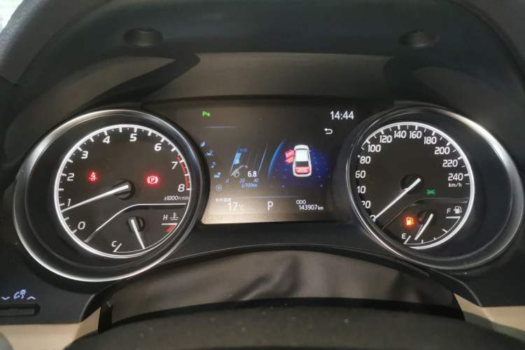 Used Toyota Camry 2019 2.0G Luxury Edition China VI Standard Instrument Cluster