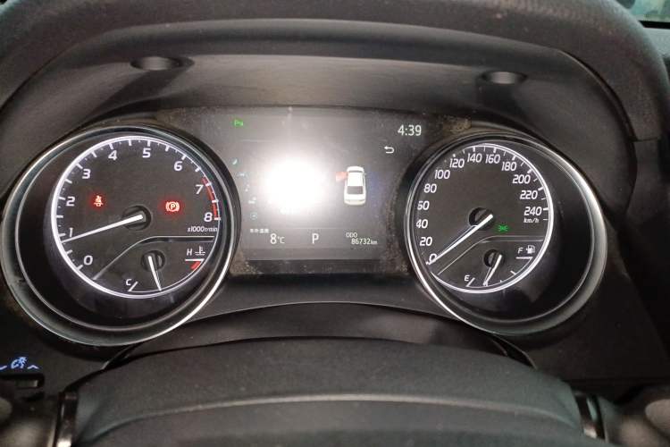 Used Toyota Camry 2019 2.0G Luxury Edition China VI Standard Instrument Cluster