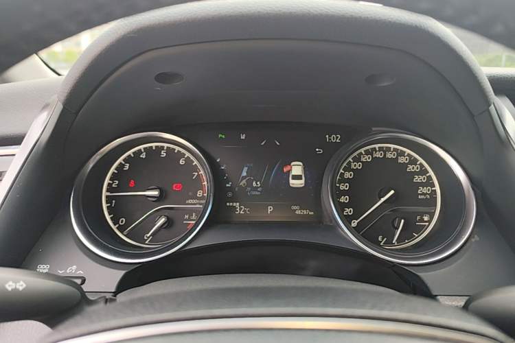 Used Toyota Camry 2019 2.0G Luxury Edition China VI Standard Instrument Cluster