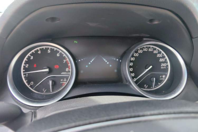 Used Toyota Camry 2019 2.5G Luxury Edition China VI Standard Instrument Cluster