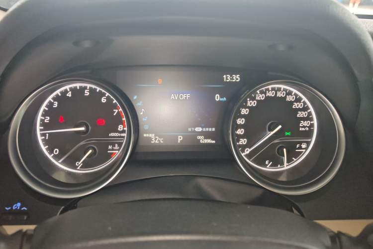 Used Toyota Camry 2019 2.0G Luxury Edition China VI Standard Instrument Cluster
