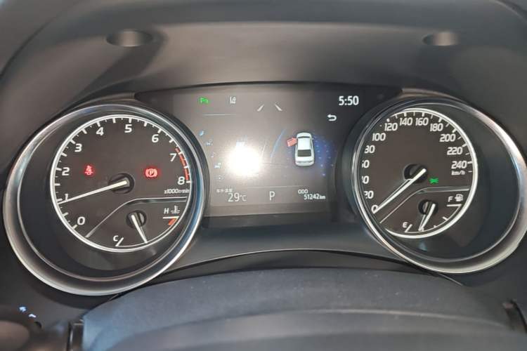 Used Toyota Camry 2019 2.5G Luxury Edition China VI Standard Instrument Cluster