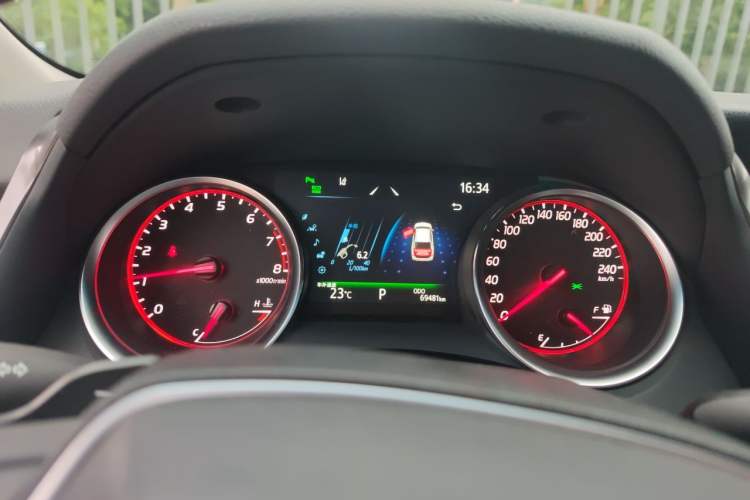 Used Toyota Camry 2019 Revised Version 2.0S Fēngshàng Edition Instrument Cluster