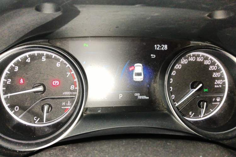 Used Toyota Camry 2019 2.0G Luxury Edition China VI Standard Instrument Cluster