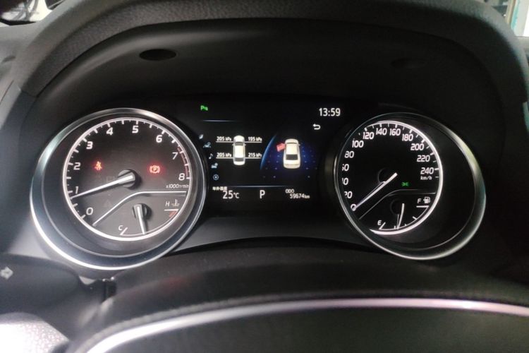 Used Toyota Camry 2019 2.0G Luxury Edition China VI Standard Instrument Cluster