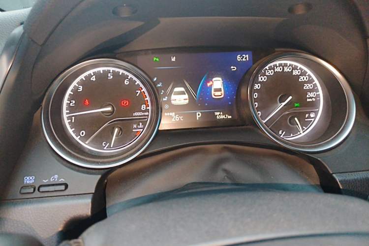 Used Toyota Camry 2019 Revised Version 2.0G Luxury Edition Instrument Cluster