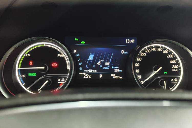 Used Toyota Camry 2019 Revised Version Dual-Engine 2.5 HG Luxury Edition Instrument Cluster