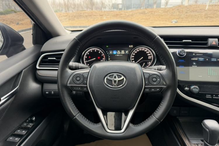Used Toyota Camry 2019 2.0G Luxury Edition China VI Standard Interior 1